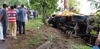 ਕੈਂਟਰ ਦੇ ਦਰੱਖਤ ਨਾਲ ਟਕਰਾਉਣ ਕਾਰਨ ਚਾਲਕ ਦੀ ਦਰਦਨਾਕ ਮੌਤ