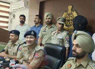 ਗੈਂਗਸਟਰ ਦਿਲਪ੍ਰੀਤ ਬਾਬਾ ਤੇ ਜਸਪਾਲ ਜੱਸੀ ਗੈਂਗ ਦਾ ਮੈਂਬਰ 5 ਪਿਸਟਲ ਤੇ ਹੌਂਡਾ ਸਿਟੀ ਕਾਰ ਸਣੇ ਕਾਬੂ