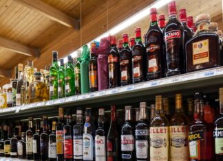 ਸ਼ਰਾਬ ਕਾਰੋਬਾਰੀਆਂ ਦੇ L-1 ਲਾਇਸੈਂਸ ਹੋਣਗੇ ਰੱਦ! ਪੰਜਾਬ ਸਰਕਾਰ ਨੇ ਦੇਸੀ ਸ਼ਰਾਬ ਦੇ 40 ਲੱਖ ਤੇ ਅੰਗਰੇਜ਼ੀ ਲਈ 4 ਕਰੋੜ ਦੀ ਲਾਇਸੈਂਸ ਫੀਸ ਵਸੂਲੀ