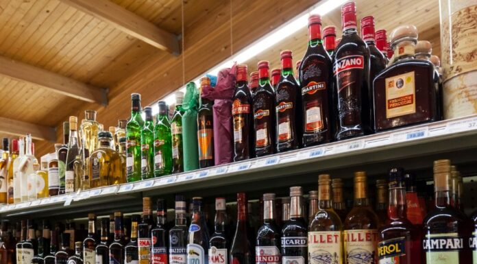 ਸ਼ਰਾਬ ਕਾਰੋਬਾਰੀਆਂ ਦੇ L-1 ਲਾਇਸੈਂਸ ਹੋਣਗੇ ਰੱਦ! ਪੰਜਾਬ ਸਰਕਾਰ ਨੇ ਦੇਸੀ ਸ਼ਰਾਬ ਦੇ 40 ਲੱਖ ਤੇ ਅੰਗਰੇਜ਼ੀ ਲਈ 4 ਕਰੋੜ ਦੀ ਲਾਇਸੈਂਸ ਫੀਸ ਵਸੂਲੀ