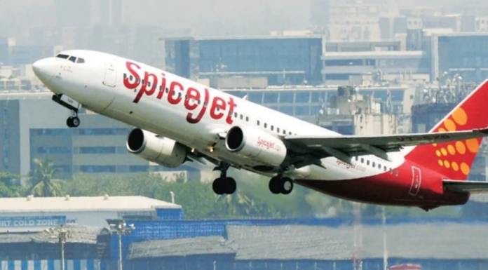 ਅੰਮ੍ਰਿਤਸਰ ਦੇ ਹਵਾਈ ਅੱਡੇ ‘ਤੇ ਯਾਤਰੀਆਂ ਦਾ ਹੰਗਾਮਾ, 50 ਸਵਾਰੀਆਂ ਦਾ ਸਾਮਾਨ ਜਹਾਜ਼ ‘ਚੋਂ ਲਾਪਤਾ