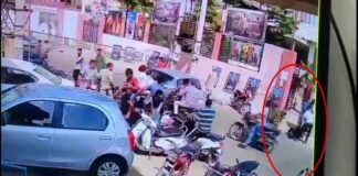 ਦੋਸਤ ਨਾਲ ਫਿਲਮ ਦੇਖਣ ਆਈ ਭੈਣ ਨੂੰ ਰੰਗੇ ਹੱਥੀਂ ਫੜਿਆ ਭਰਾ ਨੇ, ਲੜਕੇ ਦੀ ਕੀਤੀ ਰੋਡ ‘ਤੇ ਛਿੱਤਰ-ਪਰੇਡ