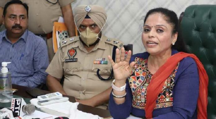 ਸੌਦਾ ਸਾਧ ਦੀ ਪੈਰੋਲ ’ਤੇ ਮਨੀਸ਼ਾ ਗੁਲਾਟੀ ਨੇ ਟਿੱਪਣੀ ਤੋਂ ਕੀਤਾ ਇਨਕਾਰ, ਕਿਹਾ- ਇਹ ਦੂਜੇ ਸੂਬੇ ਦਾ ਮਾਮਲਾ