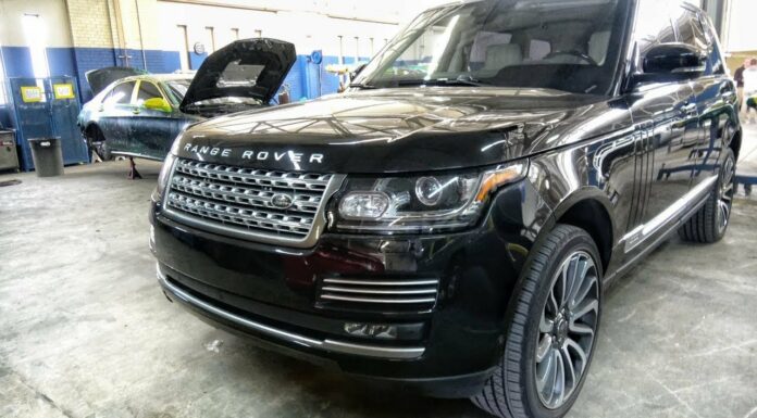 ਪੰਜਾਬ ‘ਚ ਗੈਂਗਸਟਰਵਾਦ ਦਾ ਖਤਰਾ : ਗਾਇਕ ਤੇ ਨੇਤਾਵਾਂ ਦੇ ਨਾਲ ਲੋਕ ਵੀ ਬਣਾਉਣ ਲੱਗੇ ਬੁੱਲਟਪਰੂਫ਼ ਗੱਡੀਆਂ, ਪੜ੍ਹੋ ਪੂਰੀ ਰਿਪੋਰਟ