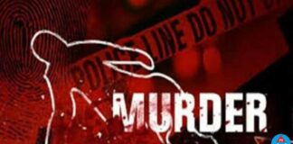 ਕਲਯੁੱਗੀ ਪੁੱਤ ਦਾ ਕਾਰਾ ! ਪਤਨੀ ਨਾਲ ਮਿਲ ਕੇ ਕੀਤਾ ਪਿਓ ਦਾ ਕਤਲ, ਕੁਦਰਤੀ ਮੌਤ ਦਾ ਬਹਾਨਾ ਬਣਾ ਕੀਤਾ ਅੰਤਿਮ ਸਸਕਾਰ