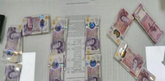 ਅੰਮ੍ਰਿਤਸਰ ਏਅਰਪੋਰਟ ‘ਤੇ ਲੰਡਨ ਤੋਂ ਪਰਤਿਆ ਵਿਦੇਸ਼ੀ ਕਰੰਸੀ ਦਾ ਤਸਕਰ ਕਾਬੂ, ਕਸਟਮ ਵਿਭਾਗ ਨੇ ਲੱਖਾਂ ਦੀ ਕਰੰਸੀ ਕੀਤੀ ਬਰਾਮਦ