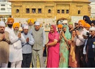 ਉਪ ਰਾਸ਼ਟਰਪਤੀ ਦੀ ਸ੍ਰੀ ਦਰਬਾਰ ਸਾਹਿਬ ਫੇਰੀ : ਪੁਲਿਸ ਨੇ ਸਾਰੇ ਰਸਤੇ ਕੀਤੇ ਬੰਦ, ਸ਼ਰਧਾਲੂ ਪ੍ਰੇਸ਼ਾਨ