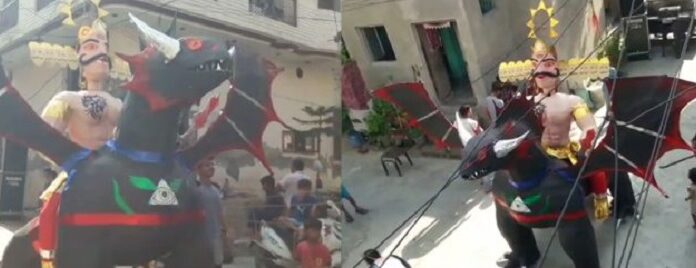 ਜਲੰਧਰ : 16 ਸਾਲ ਦੇ ਬੱਚੇ ਨੇ ਤਿਆਰ ਕੀਤਾ ਅਨੋਖਾ ਰਾਵਣ ਦਾ ਪੁਤਲਾ, ਦੇਖਣ ਵਾਲਿਆਂ ਦੀ ਲੱਗੀ ਭੀੜ