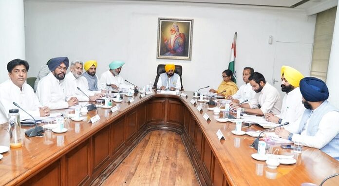 ਪੰਜਾਬ ਕੈਬਨਿਟ ਦੀ ਮੀਟਿੰਗ ਅੱਜ, ਕਰਮਚਾਰੀਆਂ ਨੂੰ ਦੀਵਾਲੀ ‘ਤੇ ਮਿਲ ਸਕਦਾ ਕੋਈ ਵੱਡਾ ਤੋਹਫਾ