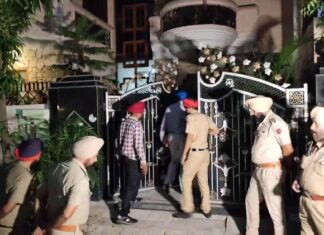 ਸਾਬਕਾ ਫੂਡ ਸਪਲਾਈ ਦੇ ਡਾਇਰੈਕਟਰ ਆਰ. ਕੇ. ਸਿੰਗਲਾ ਦੇ ਘਰ ਵਿਜੀਲੈਂਸ ਵਿਭਾਗ ਦੀ ਰੇਡ, ਨਕਦੀ ਅਤੇ ਗਹਿਣੇ ਬਰਾਮਦ