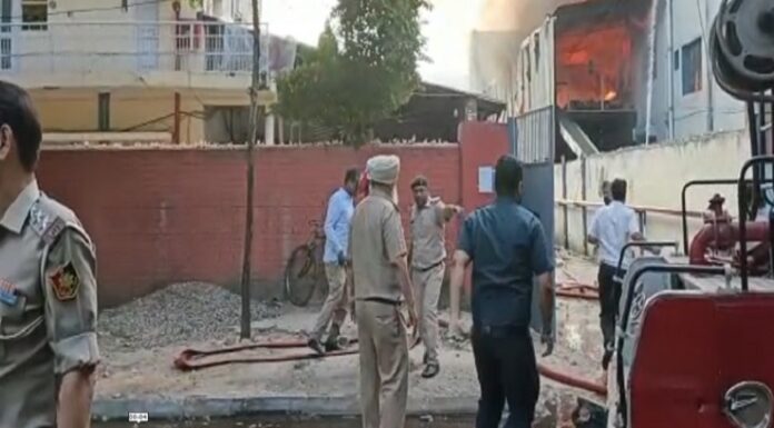 ਚੰਡੀਗੜ੍ਹ ‘ਚ ਸ਼ਰਾਬ ਦੀ ਫੈਕਟਰੀ ਨੂੰ ਲੱਗੀ ਅੱਗ