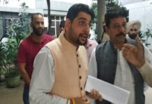 ਆਪ੍ਰੇਸ਼ਨ ਲੋਟਸ ’ਚ ਆਪ MLA ਦੇ ਬਿਆਨ ਦਰਜ : ਅੰਗੁਰਾਲ ਤੇ ਅਰੋੜਾ ਦਾ ਦਾਅਵਾ-ਹਾਈਕੋਰਟ ਦੇ ਦੋ ਵਕੀਲਾਂ ਨੇ ਕੀਤਾ ਸੰਪਰਕ, ਅਮਿਤ ਸ਼ਾਹ ਤੇ ਅਨੁਰਾਗ ਠਾਕੁਰ ਦਾ ਲਿਆ ਨਾਂ
