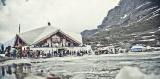 ਮੌਸਮ ਖਰਾਬ ਰਹਿਣ ਦੇ ਬਾਵਜੂਦ ਢਾਈ ਲੱਖ ਦੇ ਕਰੀਬ ਸ਼ਰਧਾਲੂਆਂ ਨੇ ਹੇਮਕੁੰਟ ਸਾਹਿਬ ਦੇ ਕੀਤੇ ਦਰਸ਼ਨ, ਸੋਮਵਾਰ ਨੂੰ ਹੋਏ ਕਿਵਾੜ ਬੰਦ