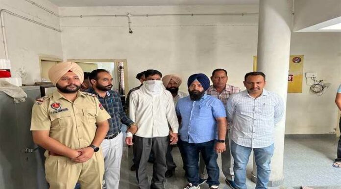 STF ਨੇ ਸਰਕਾਰੀ ਅਧਿਆਪਕ ਤੋਂ ਬਰਾਮਦ ਕੀਤੀ 5 ਕਿੱਲੋ ਹੈਰੋਇਨ, ਜੇਲ੍ਹ ‘ਚ ਬੰਦ ਜੱਗੂ ਨਾਲ ਜੁੜ ਰਹੇ ਤਾਰ