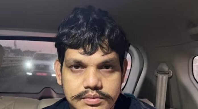 ਗੈਂਗਸਟਰ ਟੀਨੂੰ ਨੇ ਕੀਤਾ ਵੱਡਾ ਖੁਲਾਸਾ : ਪਾਕਿਸਤਾਨ ਤੋਂ ਅੱਤਵਾਦੀ ਰਿੰਦਾ ਨੇ ਡਰੋਨ ਰਾਹੀਂ ਭੇਜੇ ਸਨ ਗ੍ਰਨੇਡ ਅਤੇ ਪਿਸਤੌਲ