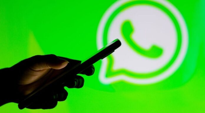 ਵੱਡੀ ਖਬਰ : ਭਾਰਤ ਸਮੇਤ 7 ਦੇਸ਼ਾਂ ‘ਚ ਵਟਸਐਪ ਹੋਇਆ ਡਾਊਨ, ਟਵਿੱਟਰ ‘ਤੇ ਵਟਸਐਪ ਡਾਊਨ ਦਾ ਹੈਸ਼ਟੈਗ ਕਰ ਰਿਹਾ ਟ੍ਰੈਂਡ