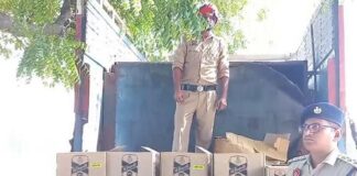 ਬਠਿੰਡਾ : ਨਾਜਾਇਜ਼ ਸ਼ਰਾਬ ਦੀਆਂ 400 ਪੇਟੀਆਂ ਸਣੇ 2 ਅੜਿੱਕੇ, ਅੱਧੀ ਰਾਤ ਨੂੰ ਕਰ ਰਹੇ ਸਨ ਸਮੱਗਲਿੰਗ