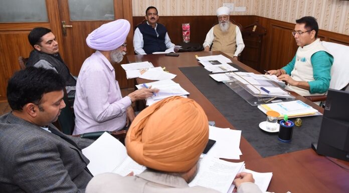 ਪੰਜਾਬ ਸਰਕਾਰ ਦਾ ਵੱਡਾ ਫੈਸਲਾ : ਸੂਬੇ ‘ਚ 300 ਮੈਗਾਵਾਟ ਦੇ ਕੈਨਾਲ ਟਾਪ ਅਤੇ ਫਲੋਟਿੰਗ ਸੋਲਰ ਪਾਵਰ ਪ੍ਰਾਜੈਕਟ ਜਾਣਗੇ ਲਾਏ ਪ੍ਰਾਜੈਕਟ