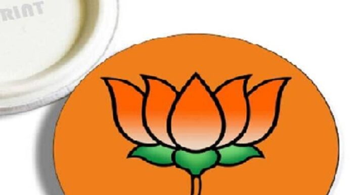 ਨਗਰ ਨਿਗਮ ਚੋਣਾਂ : ਕਾਂਗਰਸ ਤੋਂ ਨਿਰਾਸ਼ ਚੱਲ ਰਹੇ ਟਕਸਾਲੀ ਨੇਤਾਵਾਂ ‘ਤੇ ਭਾਜਪਾ ਪਾ ਰਹੀ ਡੋਰੇ