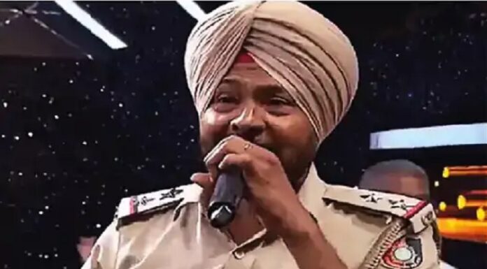 ਚੰਡੀਗੜ੍ਹ ਪੁਲਸ ਦਾ ਐਸ.ਆਈ. ਹੋਇਆ ਵਲਡ ਫੇਮਸ, Indian idol ‘ਚ ਟ੍ਰੈਫਿਕ ਨਿਯਮਾਂ ‘ਤੇ ਗਾਇਆ ਗੀਤ
