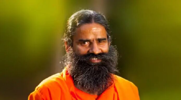 ਮਹਿਲਾ ਕਮਿਸ਼ਨ ਵਲੋਂ ਬਾਬਾ ਰਾਮਦੇਵ ਨੂੰ ਨੋਟਿਸ : ਬਾਬੇ ਨੇ ਕਿਹਾ ਸੀ- ਔਰਤਾਂ ਬਿਨਾਂ ਕੱਪੜਿਆਂ ਤੋਂ ਵੀ ਸੋਹਣੀਆਂ ਲੱਗਦੀਆਂ ਨੇ