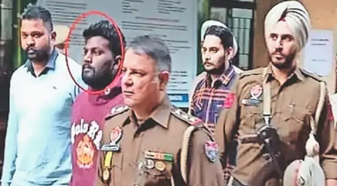 ਅੰਮ੍ਰਿਤਸਰ ਬੰੰਬ ਇਮਪਲਾਂਟ ਮਾਮਲਾ : ਲੁਧਿਆਣਾ ਤੋਂ ਖਰੀਦੇ ਸੀ 4 ਸਿਮ, ਪੁਲਸ ਦੁਕਾਨਦਾਰ ਦਾ ਪਤਾ ਲਾਉਣ ‘ਚ ਜੁਟੀ