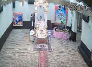 ਜਲੰਧਰ : ਸ਼ੇਖਾਂ ਬਾਜ਼ਾਰ ‘ਚ ਗੁਰਦੁਆਰਾ ਸਿੰਘ ਸਭਾ ‘ਚ ਸਾਹਮਣੇ ਆਇਆ ਬੇਅਦਬੀ ਦਾ ਮਾਮਲਾ, ਅੰਮ੍ਰਿਤਧਾਰੀ ਨੌਜਵਾਨ ਗ੍ਰਿਫਤਾਰ