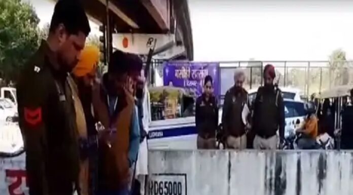 ਲੁਧਿਆਣਾ ‘ਚ ਸ੍ਰੀ ਗੁਟਕਾ ਸਾਹਿਬ ਦੀ ਬੇਅਦਬੀ, ਨਹਿਰ ਕੰਢੇ ਮਿਲੇ ਫਟੇ ਅੰਗ