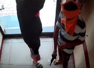 ਪੈਟਰੋਲ ਪੰਪ ‘ਤੇ ਲੁੱਟ ਦਾ ਮਾਮਲਾ : ਭਾਜਪਾ ਆਗੂ ਦਾ ਬੇਦਖਲ ਬੇਟਾ ਹੀ ਨਿਕਲਿਆ ਲੁੱਟ ਦਾ ਮਾਸਟਰਮਾਈਂਡ