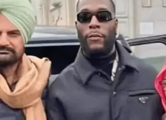 ਮੂਸੇਵਾਲਾ ਦੇ ਮਾਤਾ-ਪਿਤਾ ਨੂੰ ਮਿਲਿਆ ਰੈਪਰ ਬਰਨਾ ਬੁਆਏ : ਸਿੱਧੂ ਨਾਲ ਪਹਿਲੀ ਮੁਲਾਕਾਤ ਨੂੰ ਯਾਦ ਕਰਕੇ ਹੋਇਆ ਭਾਵੁਕ, ਲਾਈਵ ਸ਼ੋਅ ‘ਚ ਰੋ ਪਿਆ ਸੀ ਗਾਇਕ