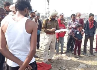 ਫਿਰੋਜ਼ਪੁਰ : ਪੁਲਿਸ ਚੌਕੀ ਨੇੜੇ ਕਈ ਘੰਟੇ ਪਈ ਰਹੀ ਨੌਜਵਾਨ ਦੀ ਲਾਸ਼, ਰਾਹਗੀਰਾਂ ਨੇ ਦੱਸਿਆ ਤਾਂ ਹਰਕਤ ‘ਚ ਆਈ ਪੁਲਿਸ