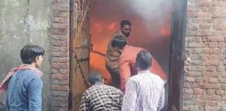 ਲੁਧਿਆਣਾ : ਇੰਡਸਟਰੀਅਲ ਇਲਾਕੇ ‘ਚ ਸਥਿਤ ਕੱਪੜੇ ਦੇ ਗੋਦਾਮ ‘ਚ ਲੱਗੀ ਭਿਆਨਕ ਅੱਗ