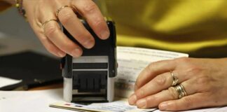 ਪੰਜਾਬੀਆਂ ਲਈ ਗੁਡ ਨਿਊਜ਼ : ਅਰਬ ਦੇ ਇਸ ਦੇਸ਼ ਦੇ ਵੀਜ਼ੇ ਲਈ ਹੁਣ ਪੁਲਿਸ ਵੈਰੀਫਿਕੇਸ਼ਨ ਦੀ ਲੋੜ ਨਹੀਂ