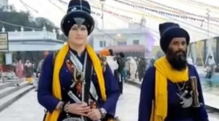 ਬੈਲਜੀਅਮ ਦੀ ਗੋਰੀ ਨੇ ਨਿਹੰਗ ਨਾਲ ਪੰਜਾਬ ਆ ਕੇ ਕਰਵਾਇਆ ਵਿਆਹ, ਛਕਿਆ ਅੰਮ੍ਰਿਤ, ਪੜ੍ਹੋ ਦੋਵਾਂ ਦੀ ਪਿਆਰ ਕਹਾਣੀ