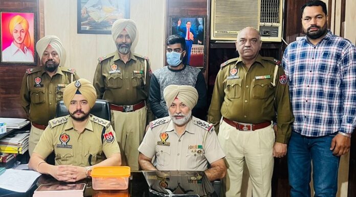 ਭਾਣਜੇ ਨੇ ਦੋਸਤਾਂ ਨਾਲ ਮਿਲ ਕੇ ਮਾਮੇ ਨੂੰ ਬਣਾਇਆ ਲੁੱਟ ਦਾ ਸ਼ਿਕਾਰ, 98 ਹਜ਼ਾਰ ਦੀ ਕੀਤੀ ਲੁੱਟ