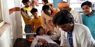 ਹਸਪਤਾਲ ‘ਚ ਸਵੀਪਰ ਨੇ ਲਾਏ ਜ਼ਖਮੀ ਦੇ ਟਾਂਕੇ, ਕਿਹਾ- ਡਾਕਟਰ ਨੂੰ ਕੁਝ ਨਹੀਂ ਆਉਂਦਾ, ਨਕਲ ਮਾਰ ਕੇ ਪਾਸ ਹੋਇਆ