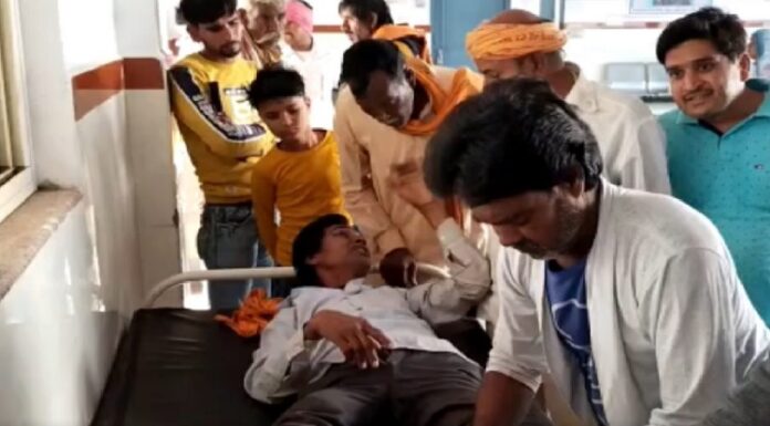 ਹਸਪਤਾਲ ‘ਚ ਸਵੀਪਰ ਨੇ ਲਾਏ ਜ਼ਖਮੀ ਦੇ ਟਾਂਕੇ, ਕਿਹਾ- ਡਾਕਟਰ ਨੂੰ ਕੁਝ ਨਹੀਂ ਆਉਂਦਾ, ਨਕਲ ਮਾਰ ਕੇ ਪਾਸ ਹੋਇਆ