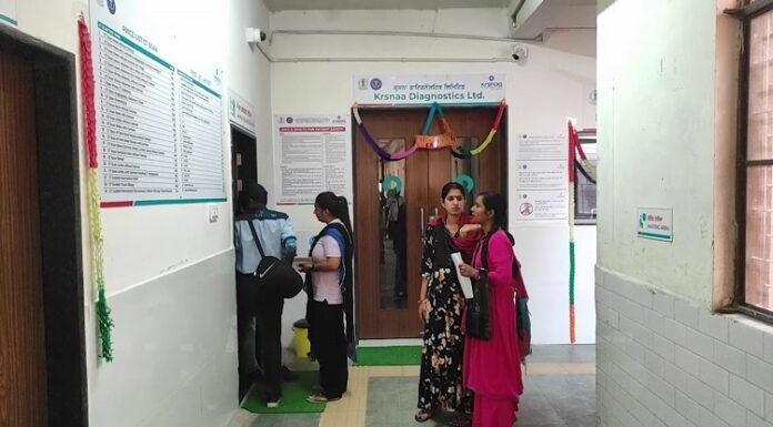 ਹੁਸ਼ਿਆਰਪੁਰ ਦੇ ਸਿਵਲ ਹਸਪਤਾਲ ‘ਚ ਪਿਛਲੇ 3 ਦਿਨਾਂ ਤੋਂ ਬਿਜਲੀ ਬੰਦ, ਬੇਰੰਗ ਪਰਤ ਰਹੇ ਨੇ ਮਰੀਜ਼