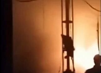 ਜਲੰਧਰ : ਸਿੱਕਾ ਪਿਘਲਾਉਣ ਵਾਲੀ ਫੈਕਟਰੀ ‘ਚ ਭਿਆਨਕ ਅੱਗ, ਫਾਇਰ ਬ੍ਰਿਗੇਡ ਦੀਆਂ 6 ਗੱਡੀਆਂ ਨੇ ਪਾਇਆ ਅੱਗ ‘ਤੇ ਕਾਬੂ