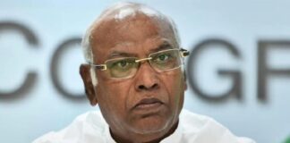 ਕਾਂਗਰਸ ਚੀਫ ਖੜਗੇ ਦਾ PM ‘ਤੇ ਵਿਵਾਦਿਤ ਬਿਆਨ, ਕਿਹਾ- ਕੀ ਮੋਦੀ ਦੇ ਰਾਵਣ ਵਾਂਗ 100 ਸਿਰ ਹਨ?