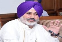 ਸਿਹਤ ਮੰਤਰੀ ਨੇ ਵੀਡੀਓ ਕਾਨਫਰੰਸਿੰਗ ਰਾਹੀਂ ਡੇਂਗੂ ਦੀ ਮੌਜੂਦਾ ਸਥਿਤੀ ਦਾ ਲਿਆ ਜਾਇਜ਼ਾ