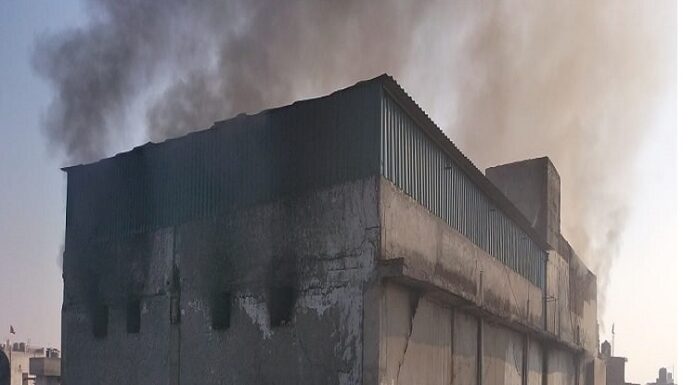 ਲੁਧਿਆਣਾ ‘ਚ ਧਾਗੇ ਦੀ ਫੈਕਟਰੀ ਵਿੱਚ ਲੱਗੀ ਭਿਆਨਕ ਅੱਗ, ਲੱਖਾਂ ਦੀ ਉੱਨ ਸੜ ਕੇ ਸੁਆਹ