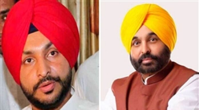 ਲੁਧਿਆਣਾ : ‘ਖੇਡਾਂ ਵਤਨ ਪੰਜਾਬ ਦੀਆਂ’ ਨਾਅਰੇ ‘ਤੇ ਸਿਆਸਤ, ਸੰਸਦ ਮੈਂਬਰ ਬਿੱਟੂ ਨੇ ਕਿਹਾ- ‘ਆਪ’ ਸਰਕਾਰ ਦੀ ਸੋਚ ਖਾਲਿਸਤਾਨੀ