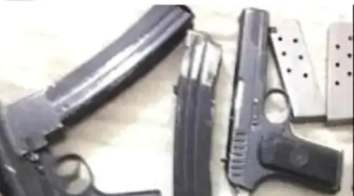 ਅੰਮ੍ਰਿਤਸਰ : ਅੱਤਵਾਦੀ ਡੱਲਾ-ਮੀਤਾ ਦੇ 6 ਸਾਥੀ 5 ਪਿਸਤੌਲਾਂ ਤੇ ਕਾਰਤੂਸ ਸਣੇ ਗ੍ਰਿਫਤਾਰ, ਸਲੀਪਰ ਸੈੱਲ ਤੱਕ ਪਹੁੰਚਾਈ ਜਾਣੀ ਸੀ ਹਥਿਆਰਾਂ ਦੀ ਖੇਪ