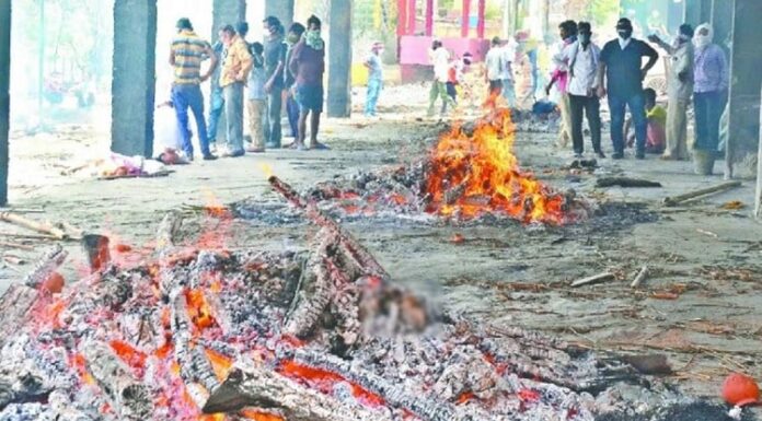 ਸ਼ਮਸ਼ਾਨਘਾਟ ‘ਚ ਮਨਾਇਆ Happy birthday, 100 ਤੋਂ ਜ਼ਿਆਦਾ ਲੋਕ ਪਹੁੰਚੇ, ਕੇਕ ਕੱਟਿਆ, ਬਰਿਆਨੀ ਵੀ ਵੰਡੀ
