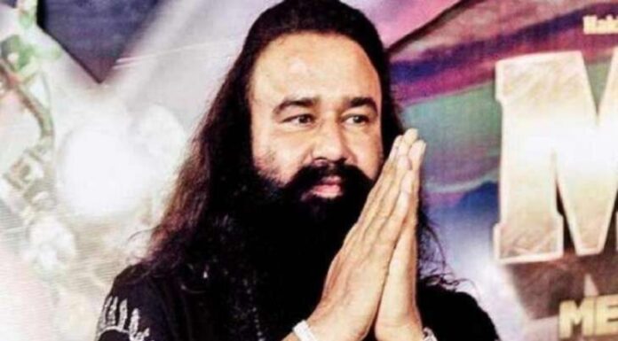 ਰਾਮ ਰਹੀਮ ਜੇਲ੍ਹ ਵਾਪਸ ਜਾਣ ਤੋਂ ਪਹਿਲਾਂ ‘ਚੈਟ ਪੇ ਚੈਟ’ ਗੀਤ ਕਰ ਗਿਆ ਰਿਲੀਜ਼, ਗਾਣੇ ਰਾਹੀਂ ਭਗਤਾਂ ਨੂੰ ਦਿੱਤਾ ਇਹ ਸੁਨੇਹਾ