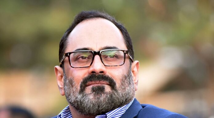 ਗੂਗਲ ਦੀ ਮਨਮਾਨੀ ‘ਤੇ ਲੱਗੇਗੀ ਰੋਕ, ਆਈਟੀ ਮੰਤਰੀ ਚੰਦਰਸ਼ੇਖਰ ਨੇ ਕਿਹਾ-ਲੋਕੇਸ਼ਨ ਆਫ ਹੋਣ ‘ਤੇ ਵੀ ਯੂਜ਼ਰ ਨੂੰ ਟ੍ਰੇਸ ਕੀਤਾ ਤਾਂ ਹੋਵੇਗੀ ਕਾਰਵਾਈ