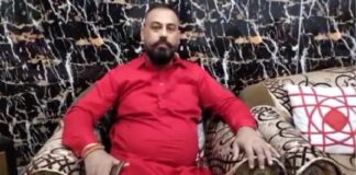 ਸ੍ਰੀ ਹਰਿਮੰਦਰ ਸਾਹਿਬ ਬਾਰੇ ਮਾੜਾ ਬੋਲਣ ਵਾਲੇ ਸ਼ਿਵਸੈਨਾ ਆਗੂ ਨੇ ਮੰਗੀ ਮੁਆਫ਼ੀ ! ਕਹਿੰਦਾ- ਮੈਂ ਆਪ ਹੈਰਾਨ ਹੋ ਗਿਆ ਕਿ ਮੈਂ ਕੀ ਬੋਲਿਆ !