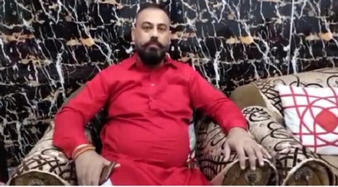 ਸ੍ਰੀ ਹਰਿਮੰਦਰ ਸਾਹਿਬ ਬਾਰੇ ਮਾੜਾ ਬੋਲਣ ਵਾਲੇ ਸ਼ਿਵਸੈਨਾ ਆਗੂ ਨੇ ਮੰਗੀ ਮੁਆਫ਼ੀ ! ਕਹਿੰਦਾ- ਮੈਂ ਆਪ ਹੈਰਾਨ ਹੋ ਗਿਆ ਕਿ ਮੈਂ ਕੀ ਬੋਲਿਆ !