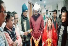 ICU ‘ਚ ਹੋਇਆ ਅਨੋਖਾ ਵਿਆਹ, ਬੀਮਾਰ ਮਾਂ ਦੇ ਕਹਿਣ ‘ਤੇ ਧੀ ਬਣੀ ਦੁਲਹਨ, ਕੁਝ ਦੇਰ ਬਾਅਦ ਮਾਂ ਜਹਾਨ ਤੋਂ ਹੋਈ ਰੁਖਸਤ